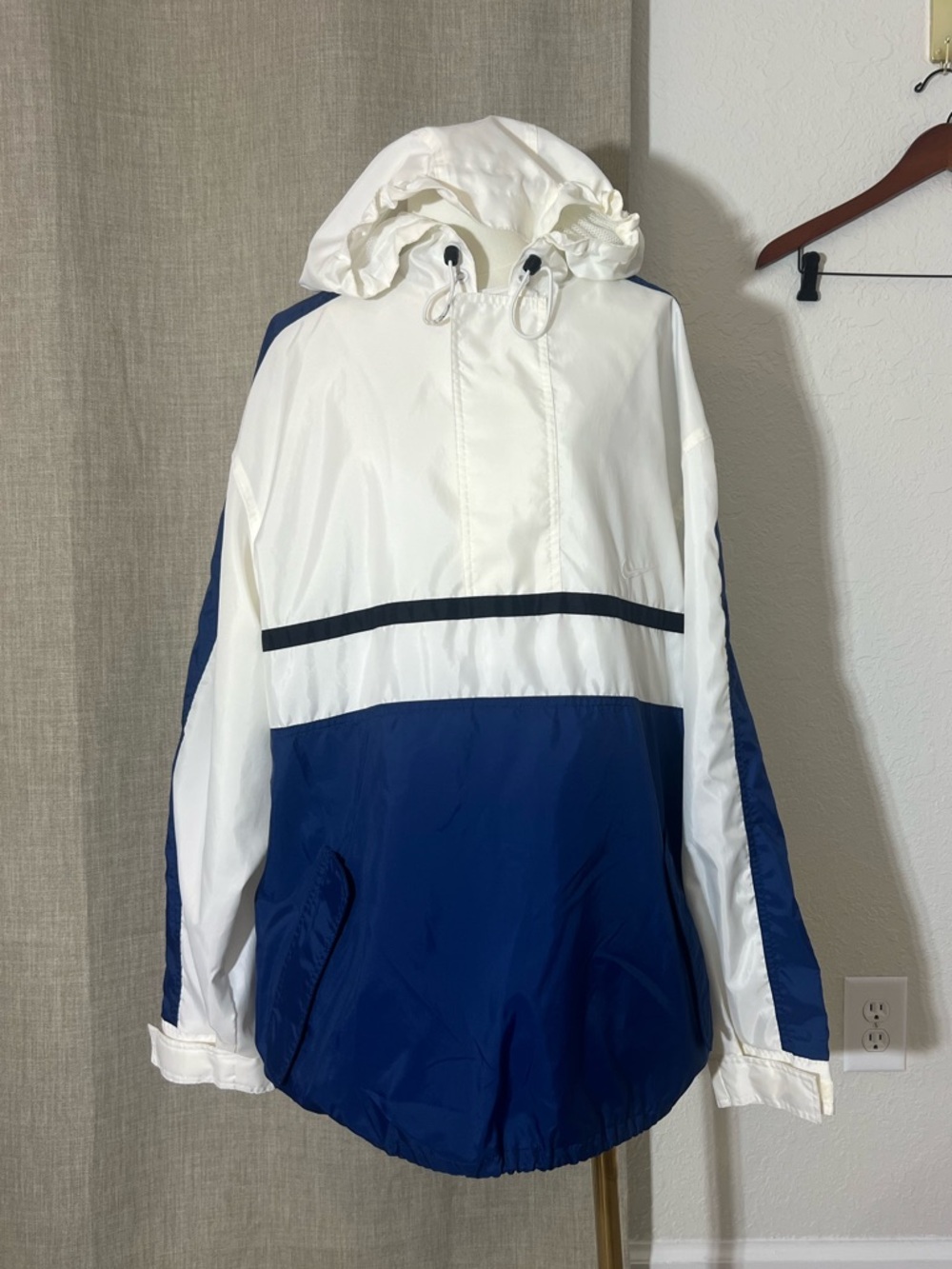 Men’s Nike Pullover Windbreaker Blue White Black Size‎ Large